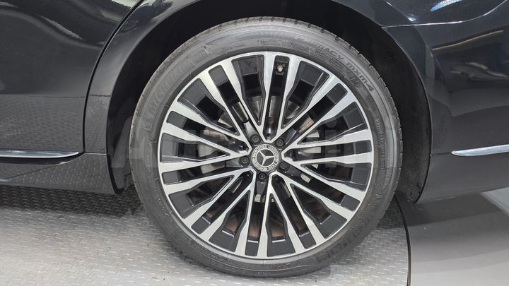 Mercedes Benz S Class 2022 — 5