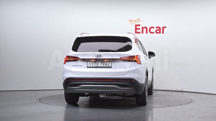 Hyundai SantaFe 2023 — 4