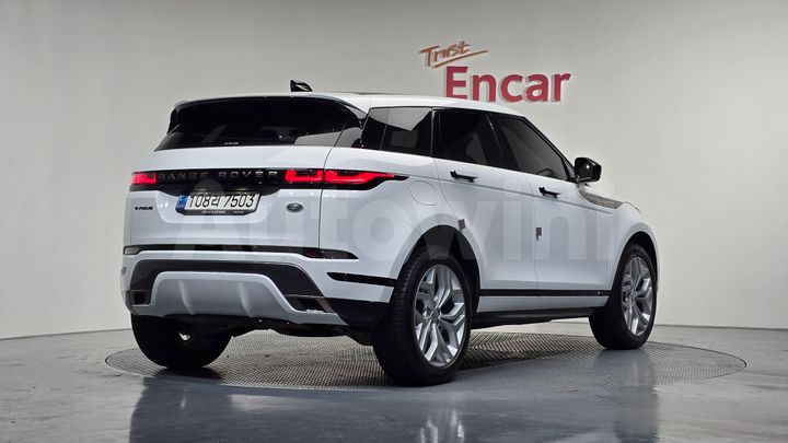 Land Rover Range Rover Evoque 2021 — 3