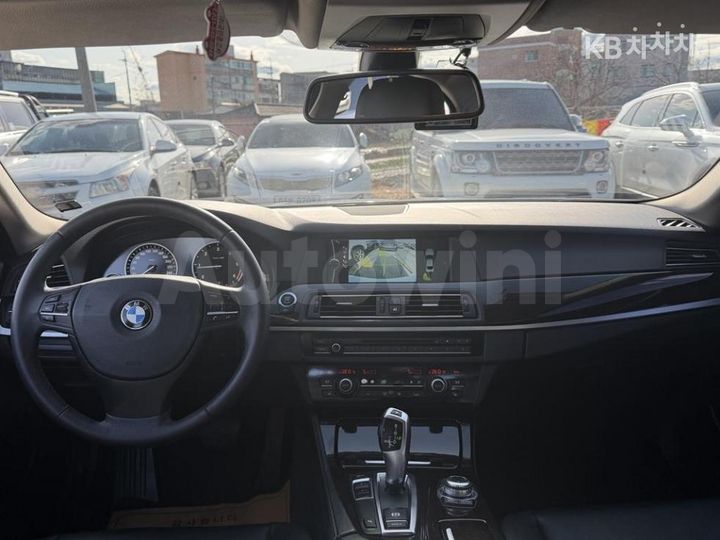 BMW 5 Series 2012 WBAFW110XCDU31789 — 4