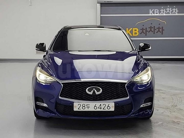 Infiniti Q 2017 — 2