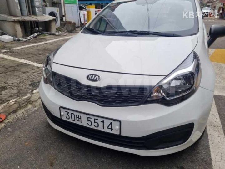 Kia Pride 2013 — 3