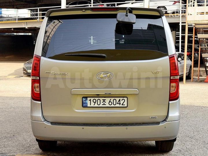 Hyundai Starex 2018 — 3