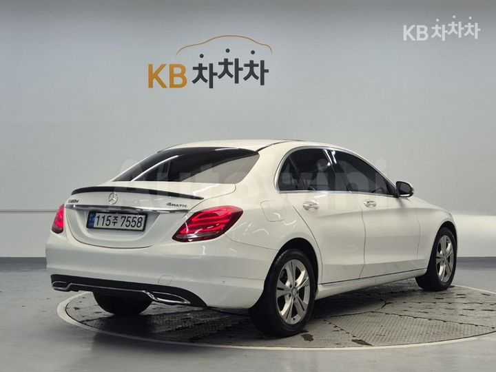 Mercedes-Benz C Class 2017 — 3