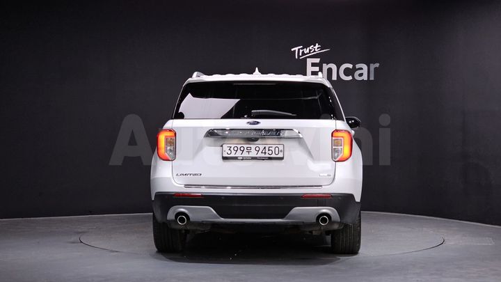 Ford Explorer 2020 — 3