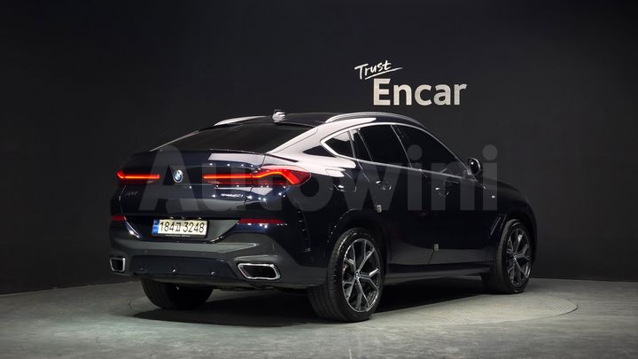 BMW X6 2022 — 2