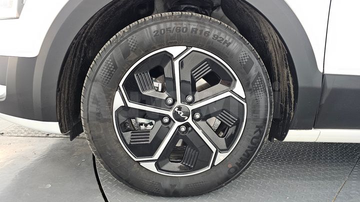 Kia Niro 2026 — 5