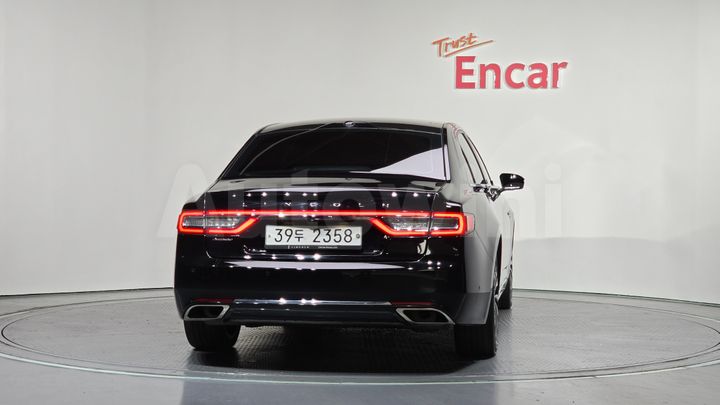 Lincoln Continental 2017 — 4