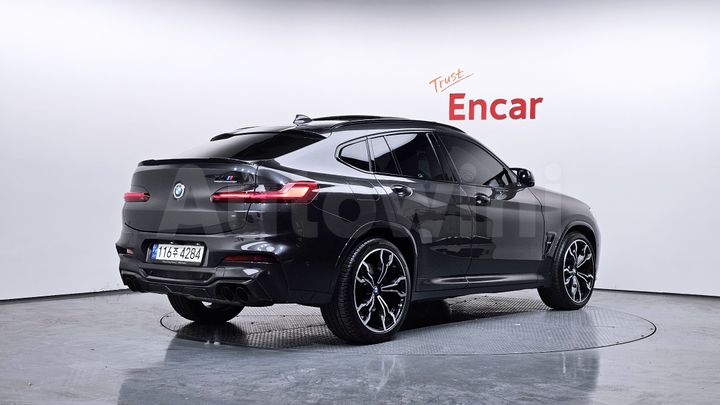 BMW X4M