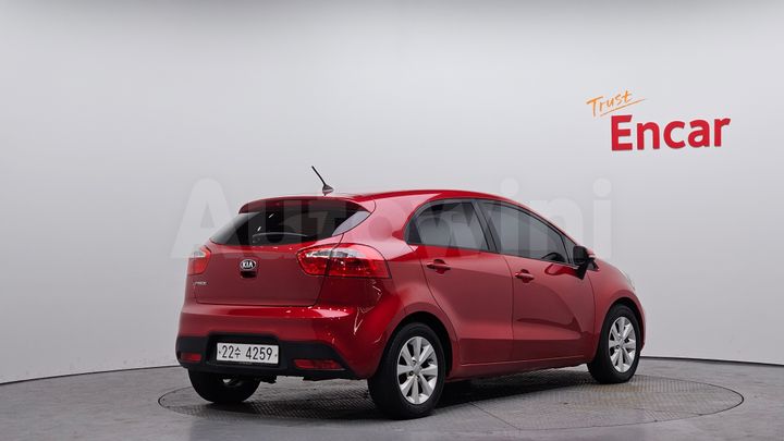 Kia Pride 2014 — 2