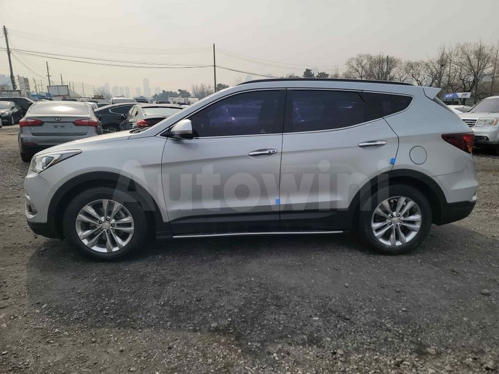Hyundai SantaFe 2017 — 4