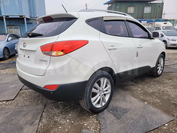 Hyundai Tucson 2010 — 5