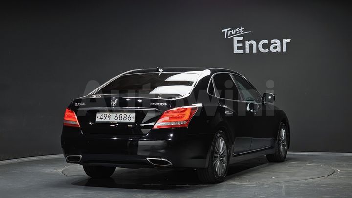 Hyundai Equus 2013 — 2