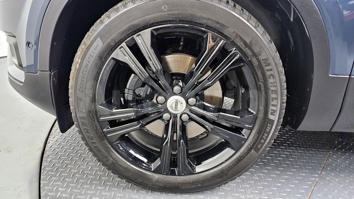 Volvo XC40 2021 — 5