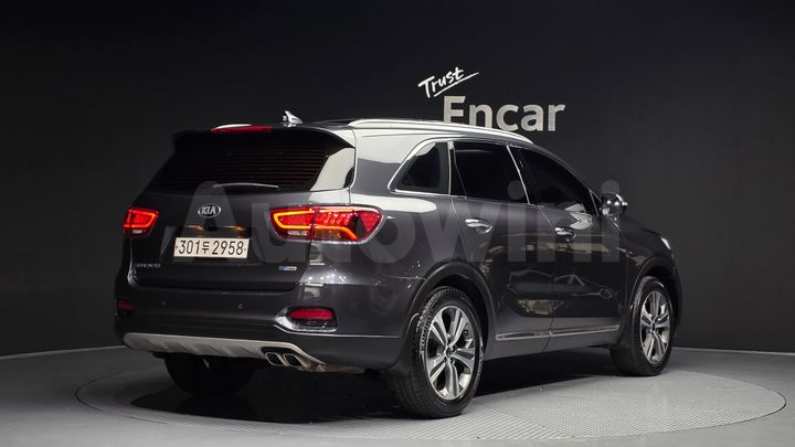 Kia Sorento 2018 — 2