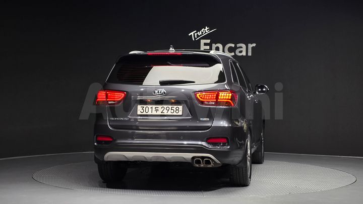 Kia Sorento 2018 — 4