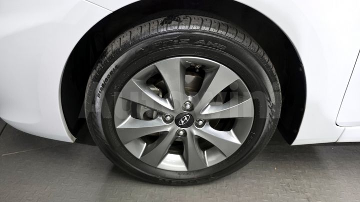 Hyundai Accent 2019 — 5
