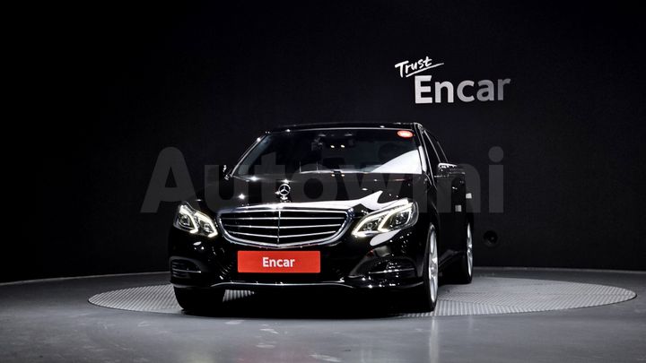 Mercedes-Benz E Class 2014 — 3