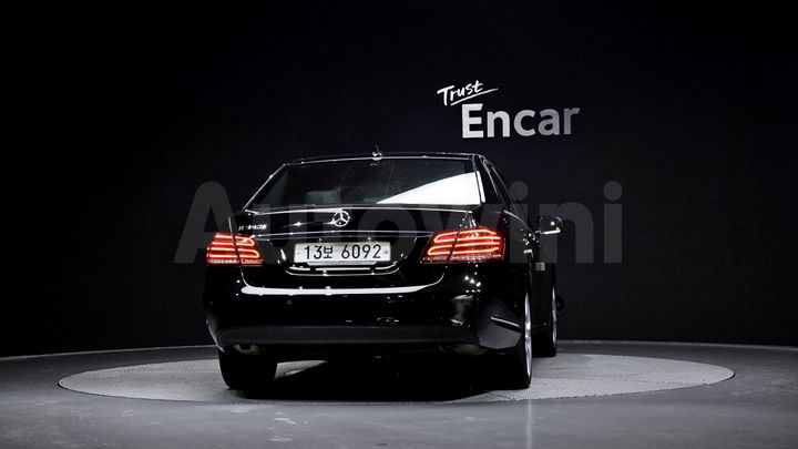 Mercedes-Benz E Class 2014 — 4