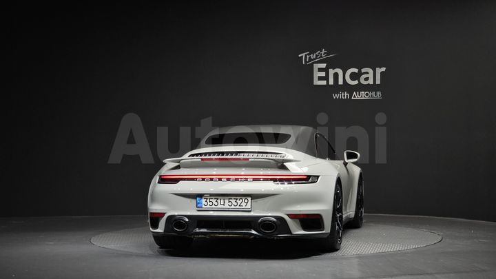Porsche 911 2022 — 5