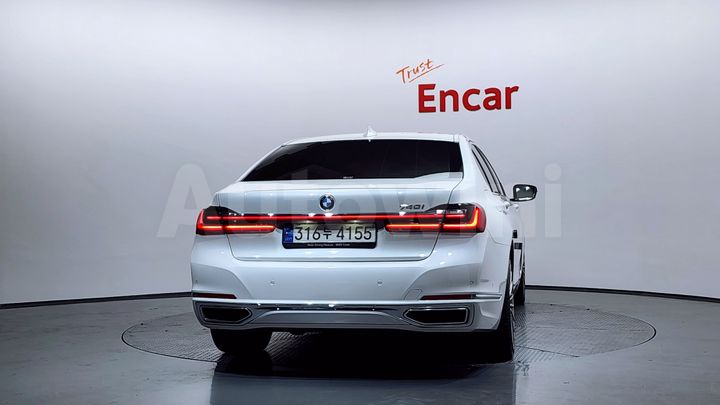 BMW 7 Series 2022 — 4
