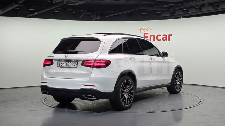 Mercedes Benz GLC Class 2018 — 2