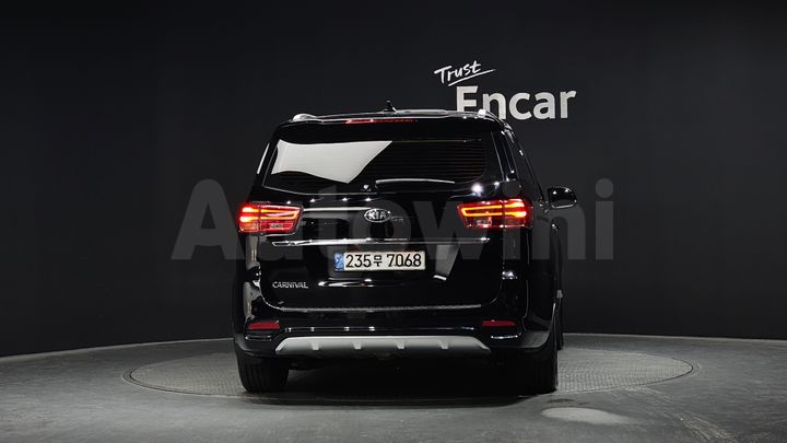 Kia Carnival 2020 — 4