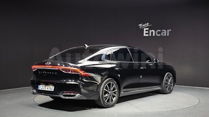 Hyundai Grandeur 2022 — 2