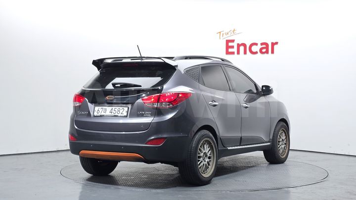 Hyundai Tucson 2010 — 2