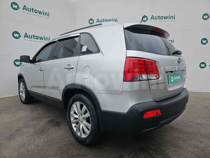Kia Sorento 2010 — 3
