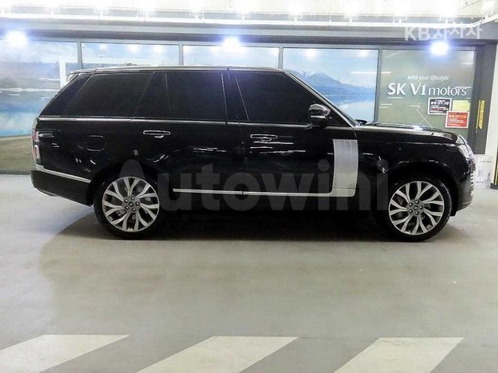 Land Rover Range Rover 2018 — 3