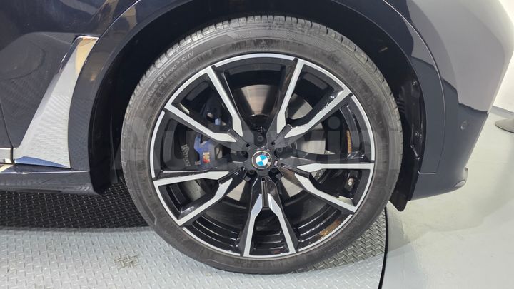 BMW X7 2021 — 5