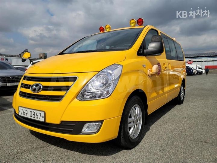 Hyundai Starex 2018 — 3