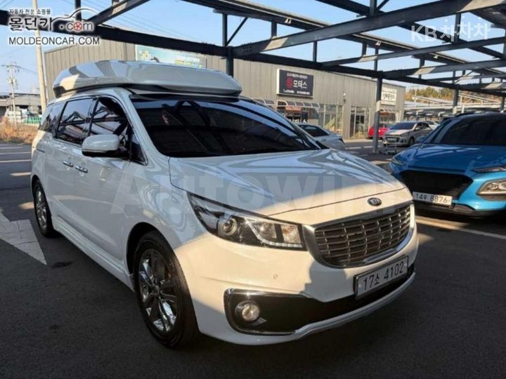 Kia Carnival 2017 — 2