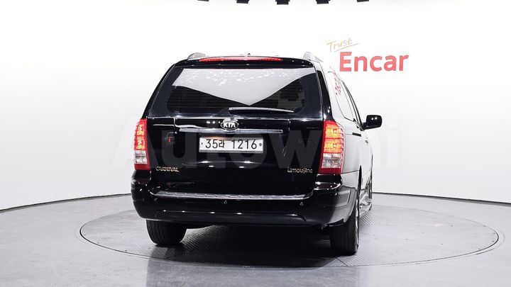 Kia Carnival 2014 — 4