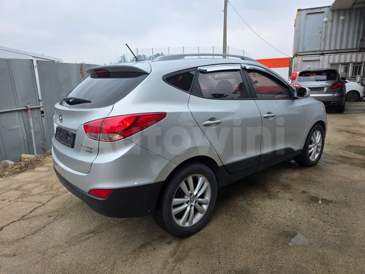 Hyundai Tucson 2011 — 5