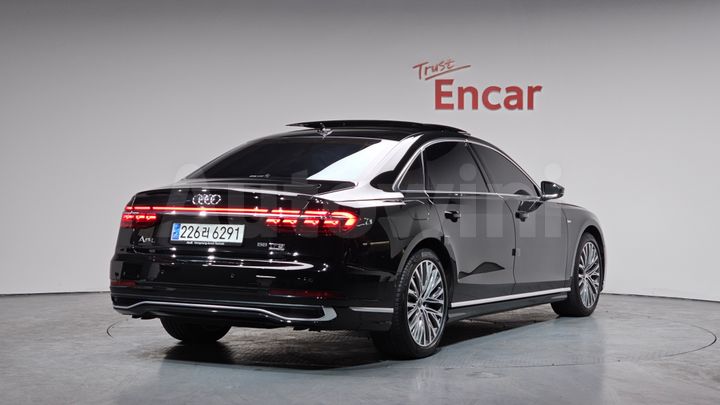 Audi A8 2023 — 2