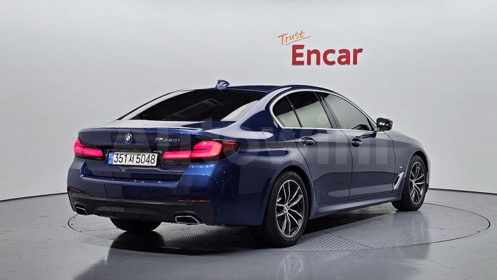 BMW 5 Series 2021 — 2