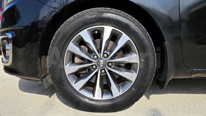 Kia Carnival 2015 — 5