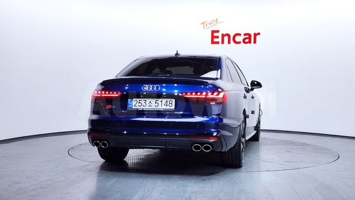 Audi S4 2023 — 4