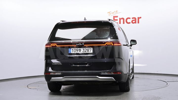 Kia Carnival 2022 — 4