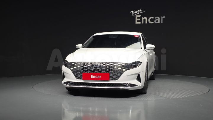 Hyundai Grandeur 2022 — 3