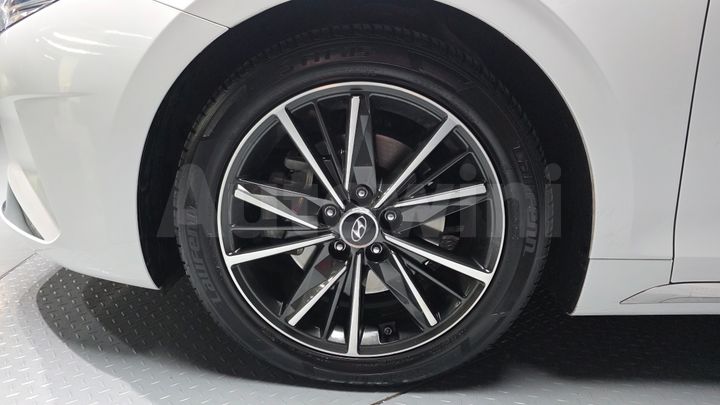 Hyundai Grandeur 2022 — 5