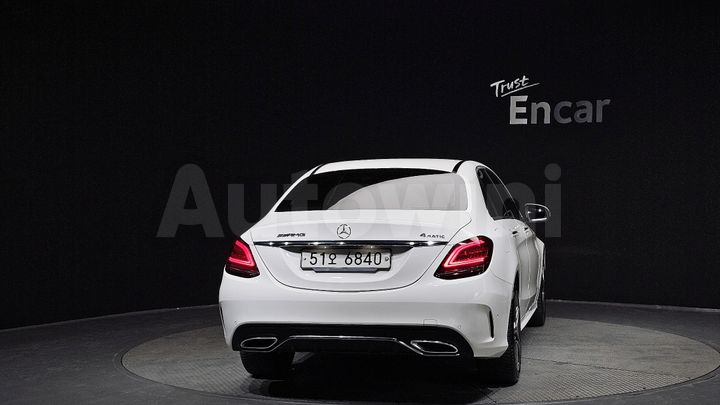 Mercedes-Benz C Class 2019 — 4