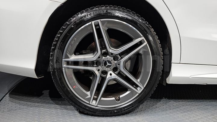 Mercedes-Benz C Class 2019 — 5