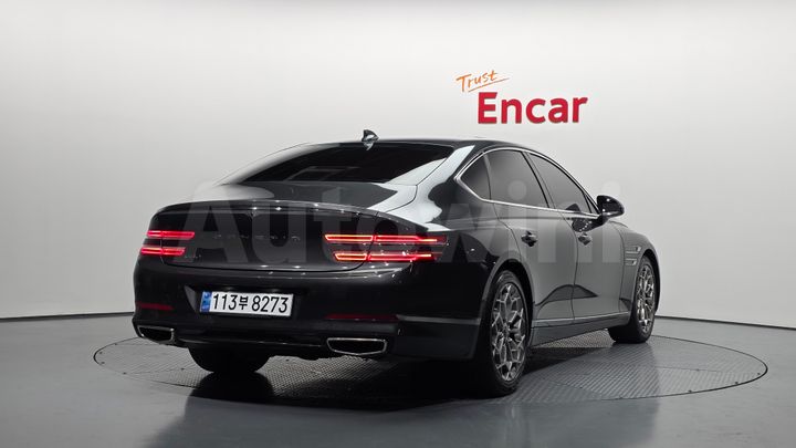 Genesis G80 2021 — 2