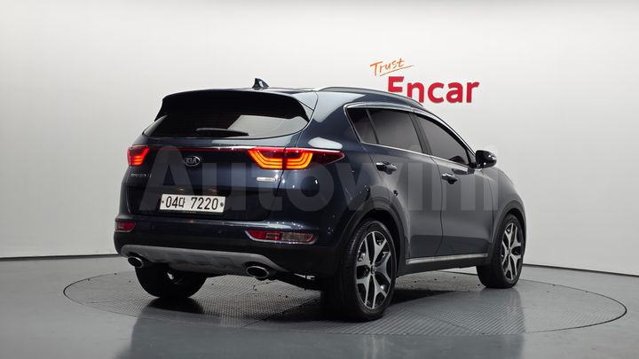 Kia Sportage 2018 — 2