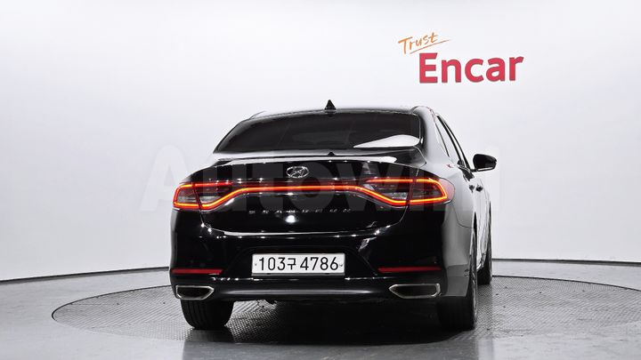 Hyundai Grandeur 2017 — 4
