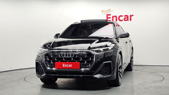 Audi Q8 2025 — 3