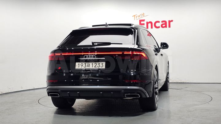 Audi Q8 2025 — 4